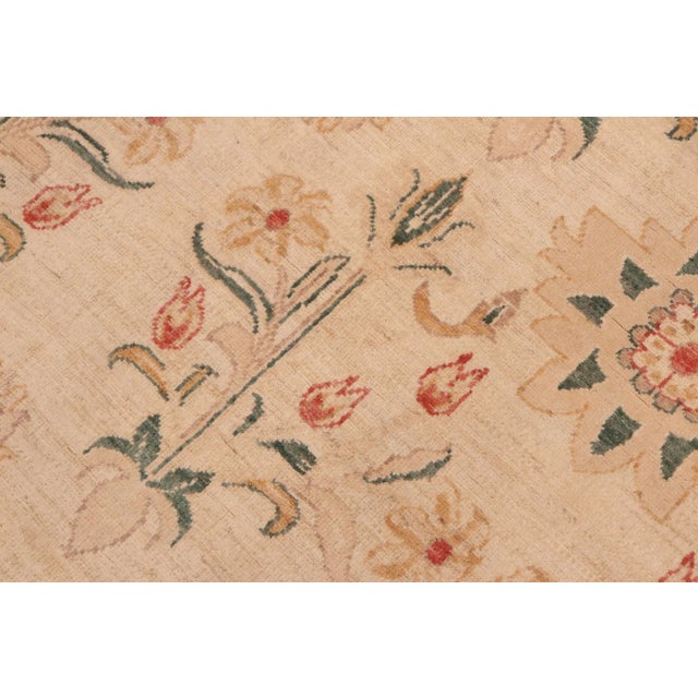 1990s Shabby Chic Ziegler Tan Green Hand-Knotted Wool Rug - 5'10'' X 8'8'' For Sale - Image 5 of 8