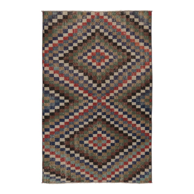 Vintage Distressed Rug, Bold Polychromatic Checkered Diamonds - Rug & Kilim For Sale