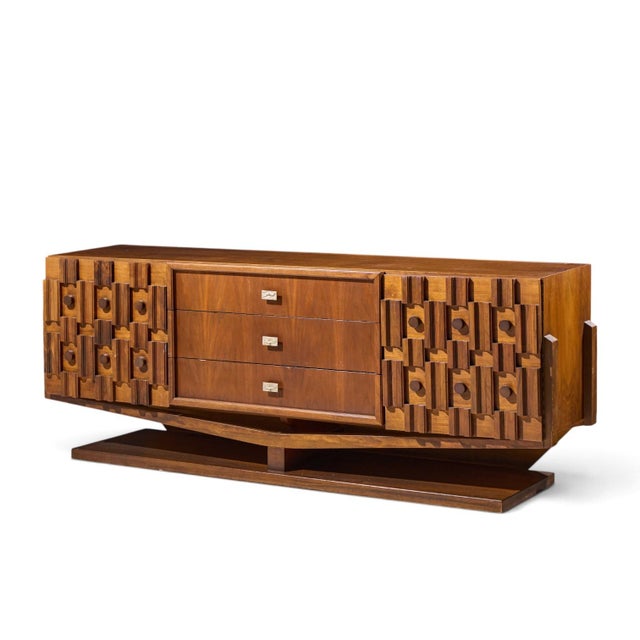 Mid-Century Modern Paul Evans Style Mid Century Canadian Brutalist Walnut 9 Drawer Pedestal Lowboy Dresser For Sale - Image 3 of 8