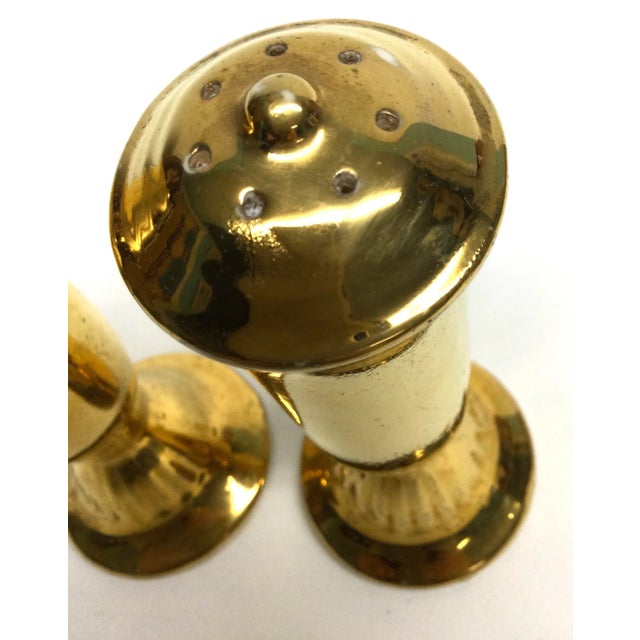 Mid Century Gold Ceramic Salt and Pepper Shaker Set For Sale In Portland, ME - Image 6 of 7