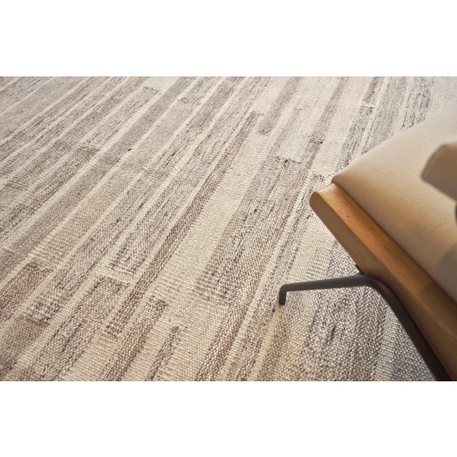 Exquisite Rugs Scandinavian Handmade New Zealand Wool & Bamboo Silk Ivory/Gray Rug-8'X10' For Sale In Los Angeles - Image 6 of 8