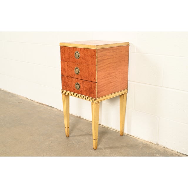 French Romweber Style French Regency Louis XVI Burl Wood and Parcel Painted Three-Drawer Bedside Chest, Circa 1940s For Sale - Image 3 of 16