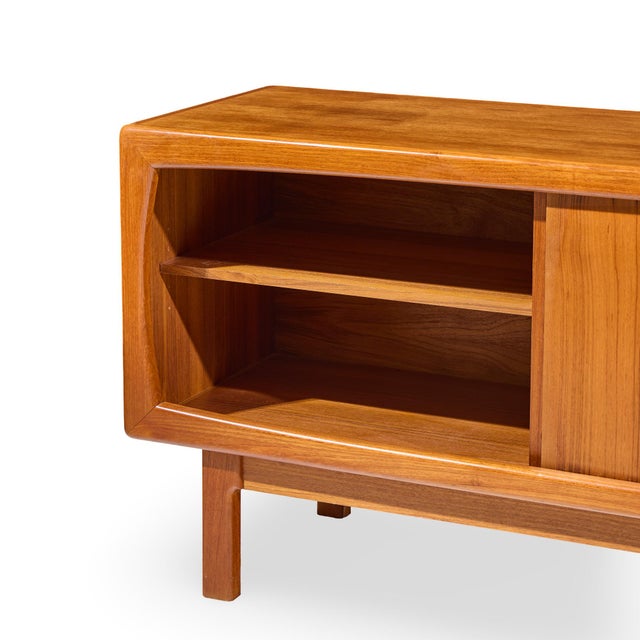 Hp Hansen Mid Century Danish Teak Sliding Door Credenza For Sale In Chicago - Image 6 of 12