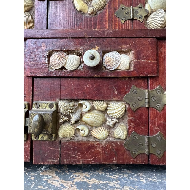 Antique Folk Art Coquillage Tabletop Cabinet, Circa Early 20th Century For Sale - Image 12 of 17