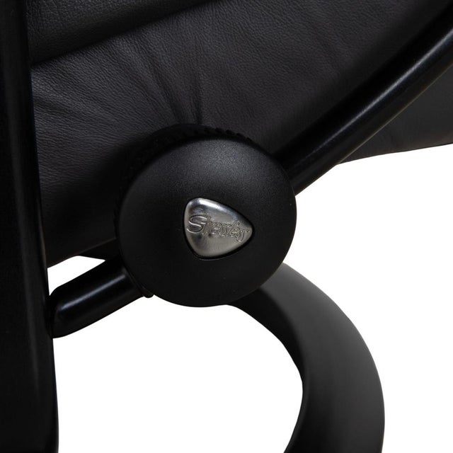 Dark Grey Leather Sunrise Recliner with Manual Function from Stressless For Sale - Image 13 of 18