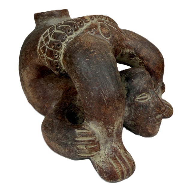 Pre-Columbian Mesoamerican Terracotta Vessel For Sale