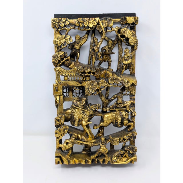 Asian Qing Dynasty Chinese Handcrafted Gilt-Wood Panels (C. 1644-1912) For Sale - Image 3 of 9