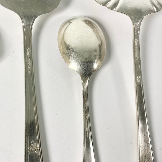 Early 20th Century Art Deco Hollywood Regency Silverplate Serving Utensils - Set of 6. For Sale - Image 12 of 14
