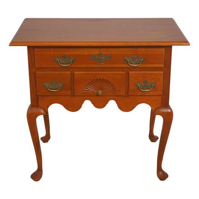 New England Queen Anne Style Dressing Table Lowboy For Sale