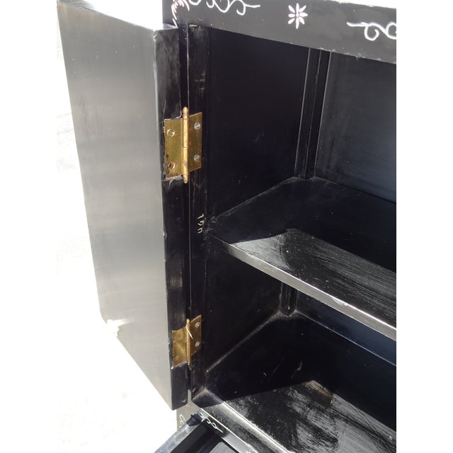 Vintage Chinese Asian Black Lacquer Chinoiserie Cabinet Side Table For Sale - Image 9 of 18