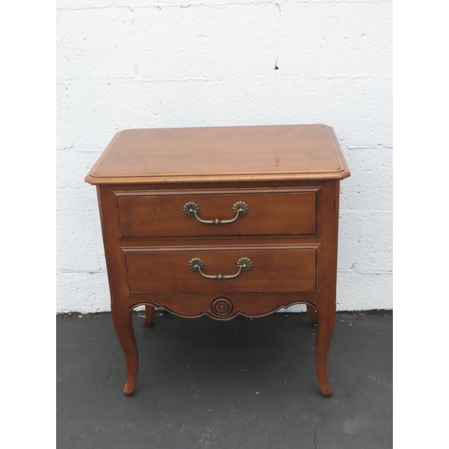 Ethan Allen French Distressed Nightstand End Side Table 6429 For Sale - Image 13 of 18