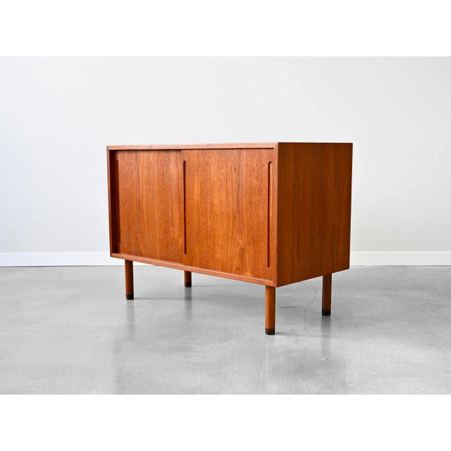Brown Vintage Sliding Door Cabinet in Teak by Hans Wagner for Ry Möbler For Sale - Image 8 of 16