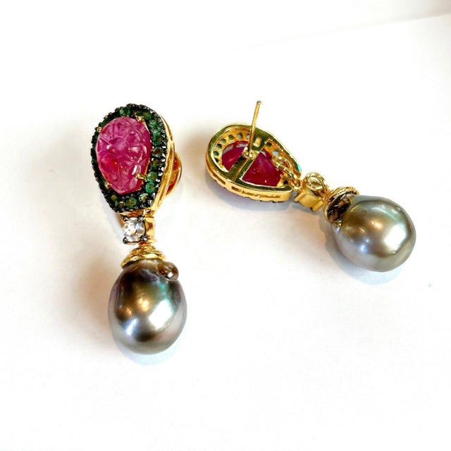 Not Yet Made - Made To Order Bochic “Orient” Carved Ruby, Emerald and Pearl Earrings Set 18K Gold and Silver For Sale - Image 5 of 12