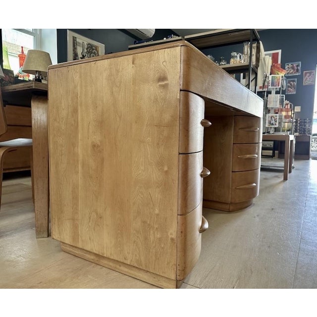 Mid-Century Modern Vintage Heywood Wakefield Kneehole Desk For Sale - Image 3 of 12