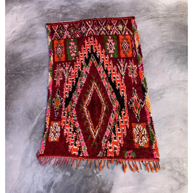 Textile Moroccan Vintage Boujad Rug - 5'5" X 8'6" Ft For Sale - Image 7 of 10