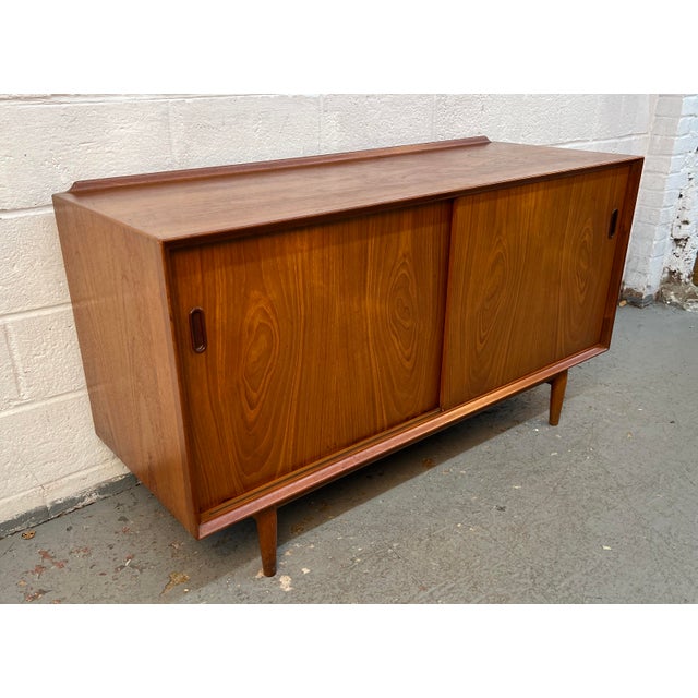 Arne Vodder Mid-Century Credenza by Arne Vodder for Sibast of Denmark For Sale - Image 4 of 15
