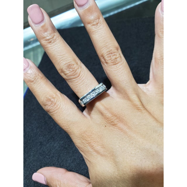 ♥ Product Summary ♥ Main Stone: Diamonds Approx. Diamond Carat Weight: .80cttw Diamond Cut: Round Diamond Color: G/H...
