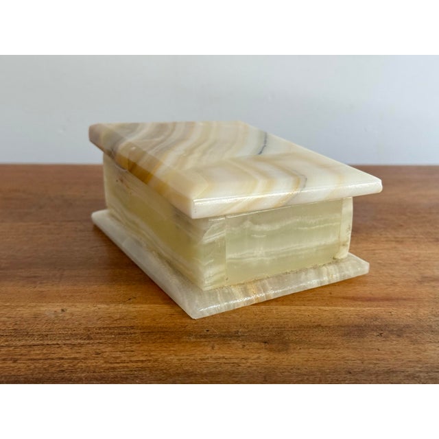 Alabaster 1960s Italian Export Alabaster Box For Sale - Image 8 of 11