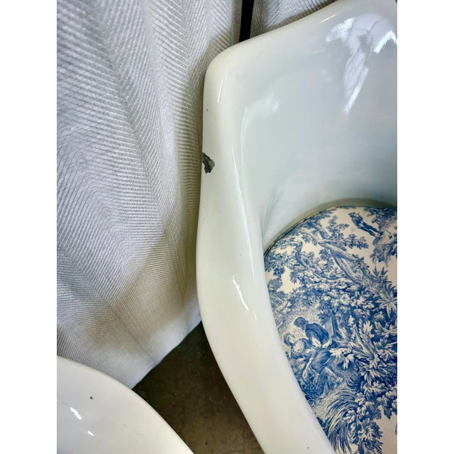 Mid-Century Saarinen Style Chairs With Blue Toile Cushions-a Pair For Sale In Miami - Image 6 of 7