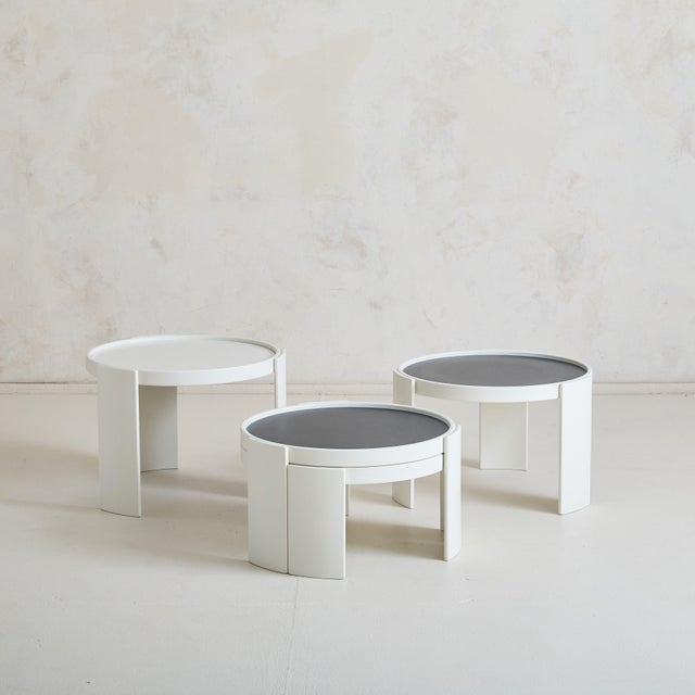Set of 4 ‘Model 780’ White Wood Stacking Coffee Tables by Gianfranco Frattini For Sale - Image 9 of 11