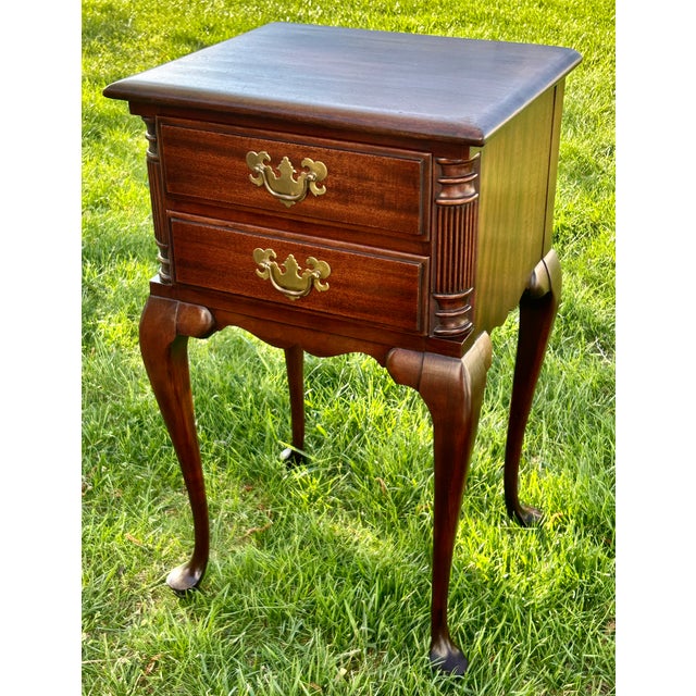 Mahogany Nightstand End Side Table Queen Anne 2 Drawer Vintage For Sale - Image 4 of 13