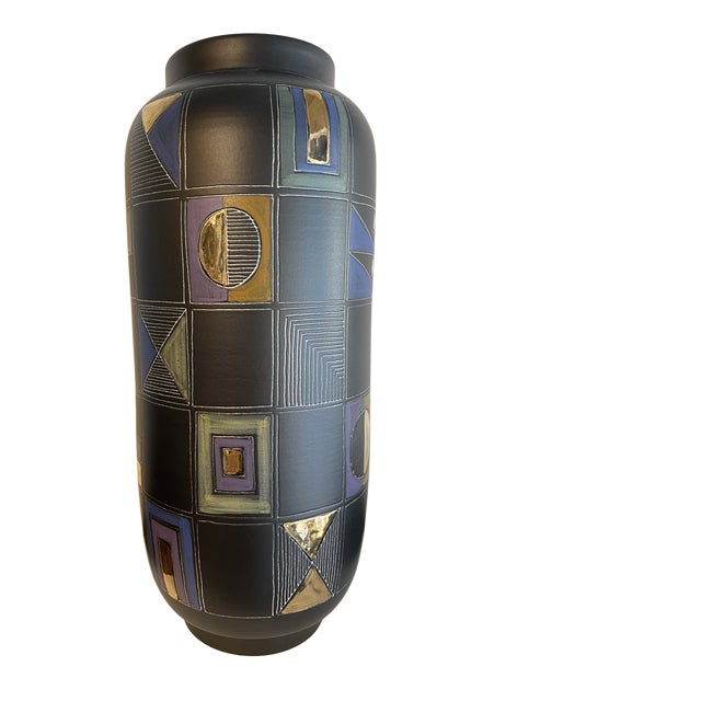 Global Views Ceramic Vase For Sale