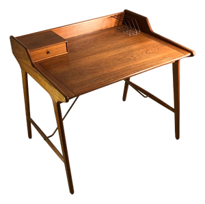 Small Desk Emblematic Model by Svend Åge Madsen Knudsen & Søn Edition, Denmark, 1950s
