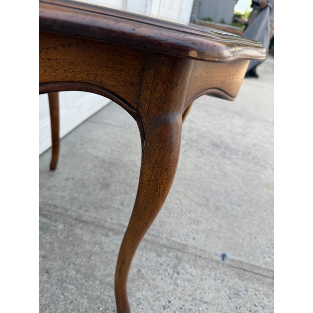 Vintage French Provincial Louis XV Style Scalloped Side Table With Cabriole Legs For Sale - Image 12 of 12