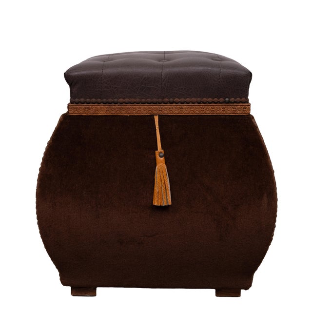 Brown Curved Velvet Ottoman with Storage, France, 1960s For Sale - Image 8 of 8