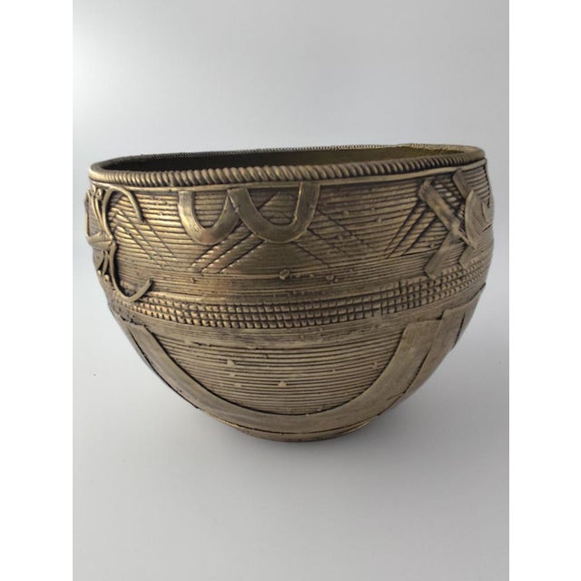 African Art Benin Bronze Bowl Ashanti Bowl with Detailed Decorations, 1890s For Sale - Image 5 of 9