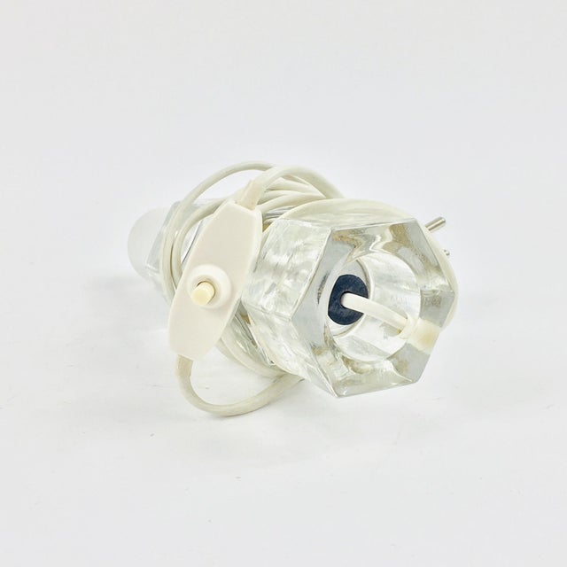 Gold Glass and Brass Bedside Table Lamp attributed to Carl Fagerlund for Orrefors, Sweden, 1960s For Sale - Image 8 of 9