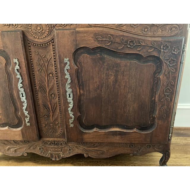 Mid 18th Century 1800's French Provincial Walnut Chest For Sale - Image 5 of 13