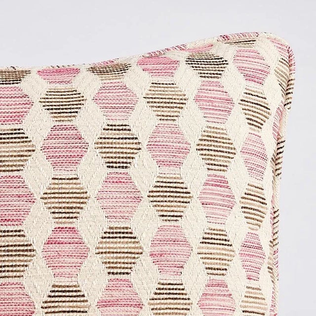 This pillow features Coquina Performance with a self welt finish. A small-scale geometric with a soft side. Coquina’s...