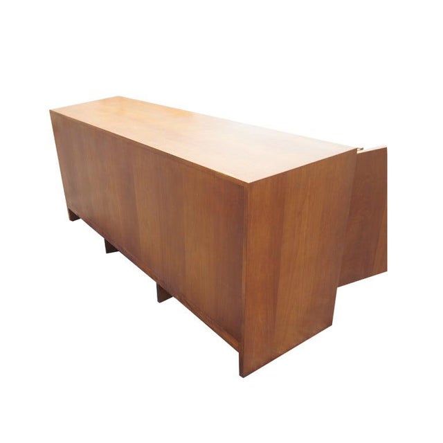 Mid-Century Modern t.h. Robsjohn-Gibbings for Widdicomb Buffet For Sale - Image 3 of 6