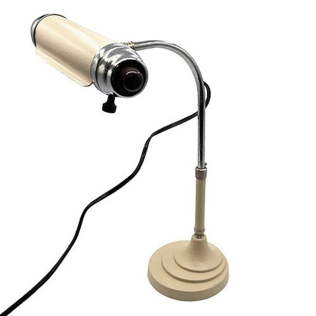 Art Deco 1950s Streamline Modern Chrome & Enameled Bankers Desk Lamp by Radionic For Sale - Image 3 of 7