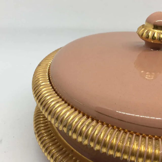 Mid-Century Modern 1950s Italian Mid-Century Modern Italo Casini Pink and Gold Ceramic Box For Sale - Image 3 of 9