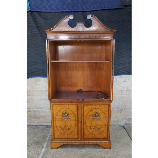 Drexel Heritage 1980s Drexel Heritage 'Devoncourt' Adams Style Mahogany Armoire Tv Media Cabinet For Sale - Image 4 of 12