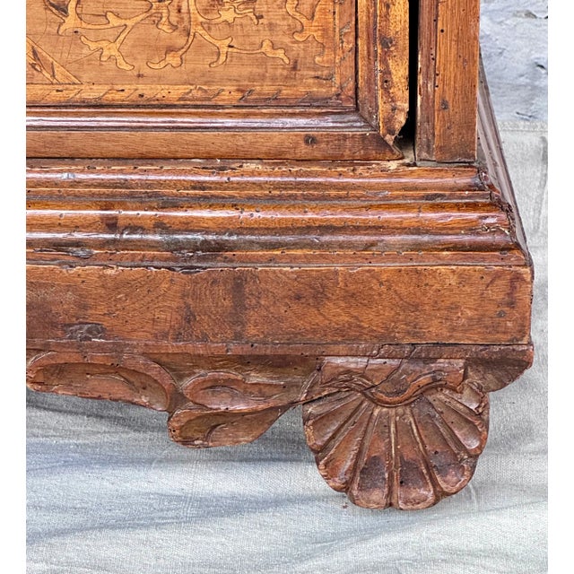 17th Century Italian Marquetry Inlaid Four Drawer Chest For Sale In Tampa - Image 6 of 11