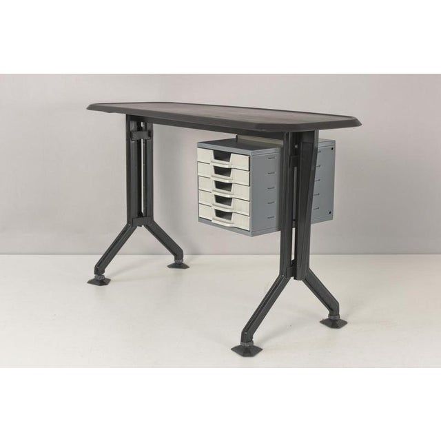 Arco Desk Typewriter from Studio BBPR Olivetti, Italy, 1963 For Sale - Image 3 of 13
