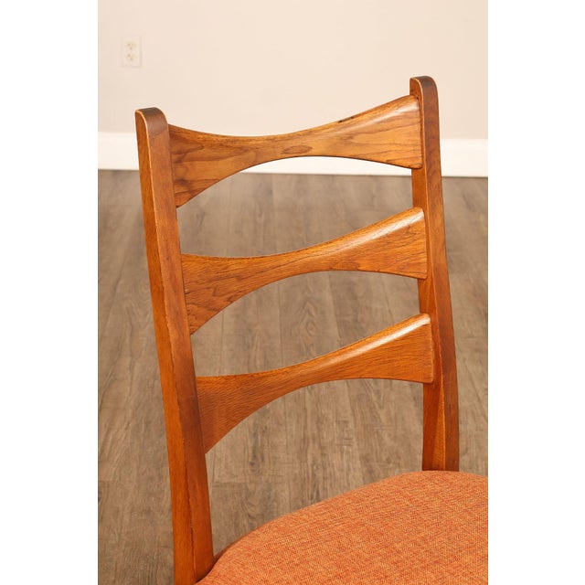 Lane Rhythm Mid Century Modern Set Of Six Walnut Dining Chairs For Sale In Philadelphia - Image 6 of 18