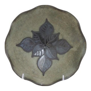 Jane Woodside Leaf Center Scallop Rim Organic Green & Blue Studio Pottery Bowl For Sale