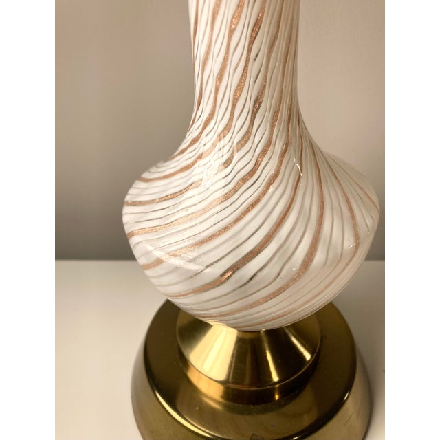 Small 1960s Murano Glass Aventurine Ribbon Table Lamp For Sale In Chicago - Image 6 of 8