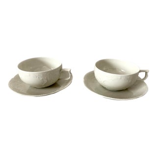 Rosenthal Sanssouci Ivory Pair of Cup and Saucers Set Mid 20th Century Mint Condition For Sale