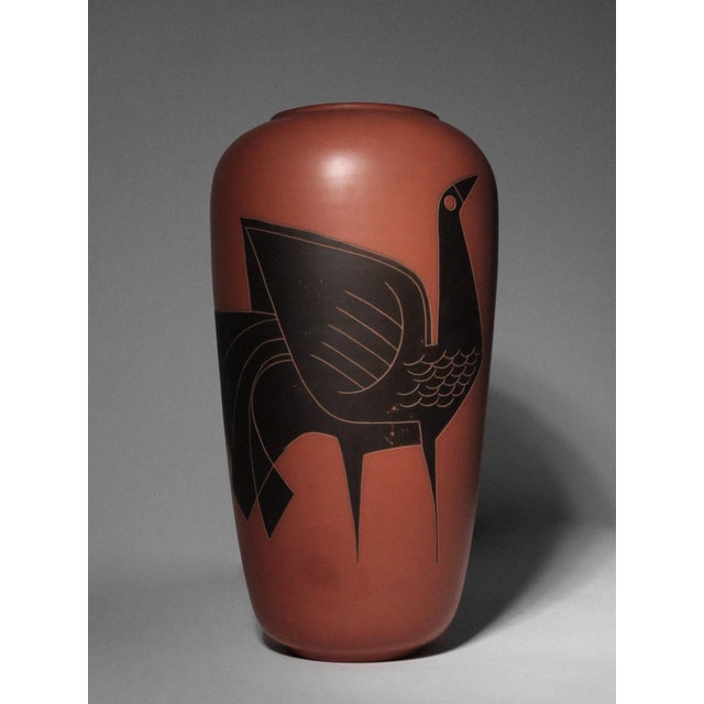 Mid-Century Modern Large Sgraffito Terracotta Ceramic Vase by Joep Thissen for Loré, 1960 For Sale - Image 3 of 7