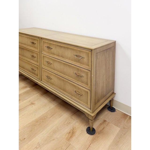 Vintage MCM Gray Washed Blonde Dresser Six Drawer With Metal Handles For Sale In Tampa - Image 6 of 13