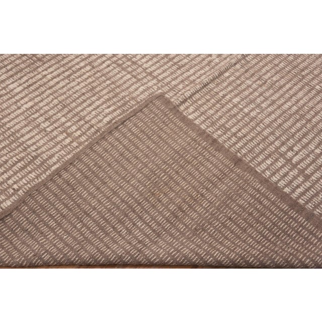 Early 21st Century Nazmiyal Collection Oversized Contemporary Minimalist Abstract Rug For Sale - Image 5 of 7