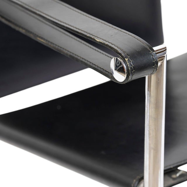 1960s Vintage Black Leather Armchairs by Le Corbusier for Cassina, 1960s, Set of 2 For Sale - Image 5 of 9