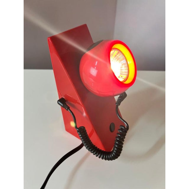 Table Lamp in Red with Magnetic Ball Head from Leuchten For Sale - Image 4 of 11