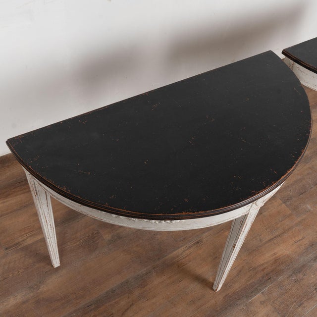Gustavian (Swedish) 19th Century Swedish Gustavian Pair of Demi Lune Side Tables Consoles For Sale - Image 3 of 11