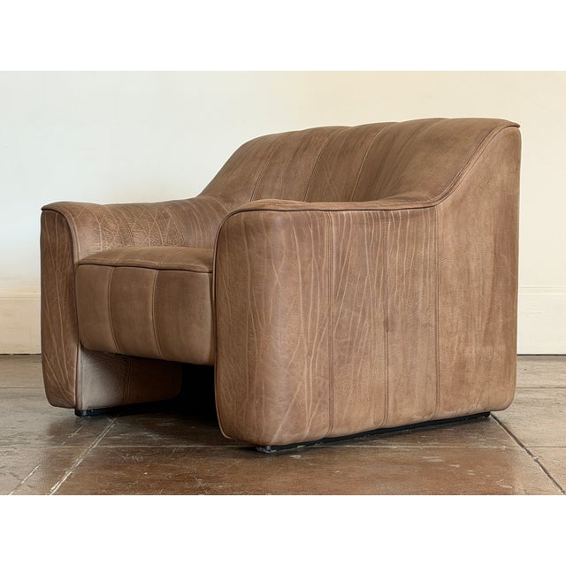 De Sede Vintage 1970s DeSede Ds-44 Buffalo Leather Lounge Chairs For Sale - Image 4 of 16
